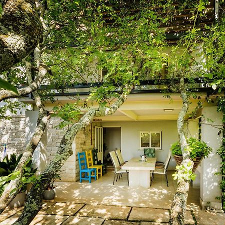 Peroj'S Green Oasis - Holiday Home エクステリア 写真
