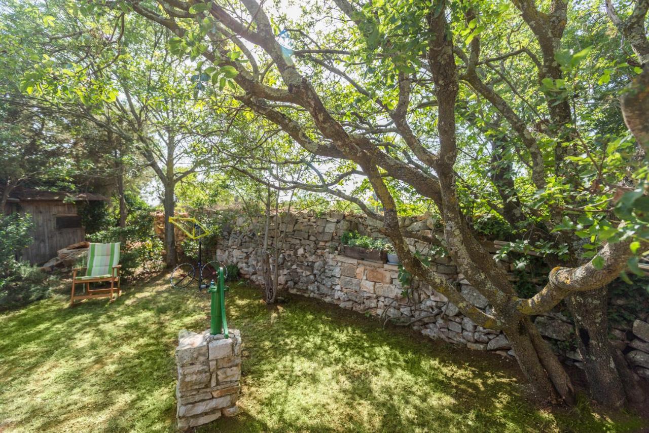 Peroj'S Green Oasis - Holiday Home エクステリア 写真